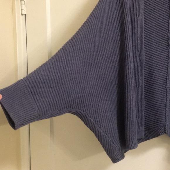 Bat wing cardigan - Picture 2 of 2